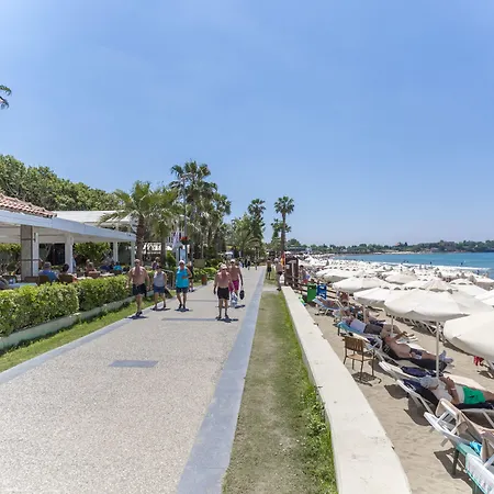 Semesteranläggning (resort) Star Side